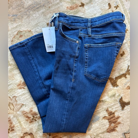 FRAME Le Crop Mini Boot in Majestty - Picture 8 of 8